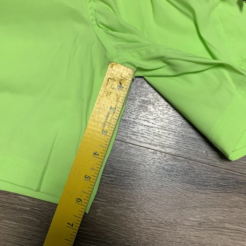 NWT The North Face cargo shorts